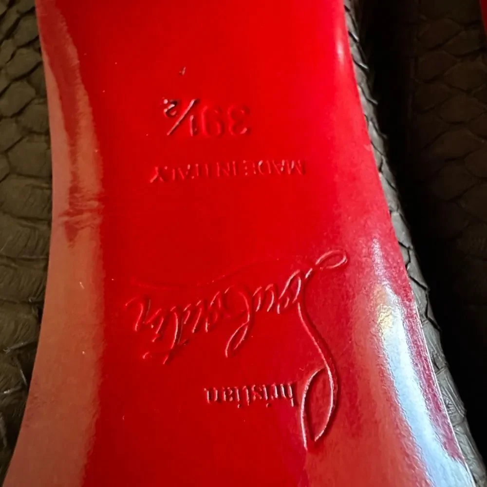 Christian Louboutin details features
